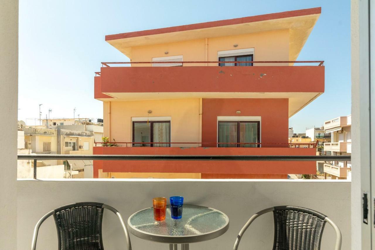 3rd Floor Next To The Beachfront *