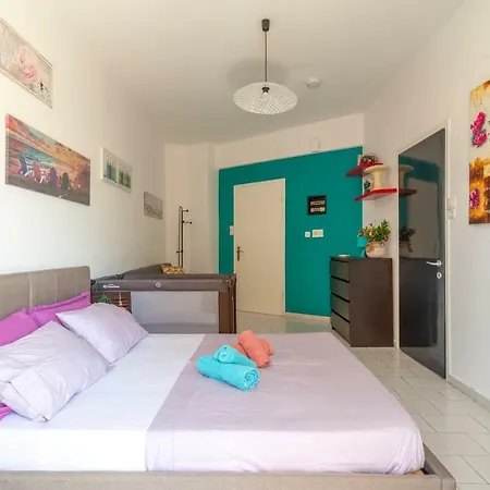 3Rd Floor Apartment Next To The Beachfront Iraklio Exteriér fotografie